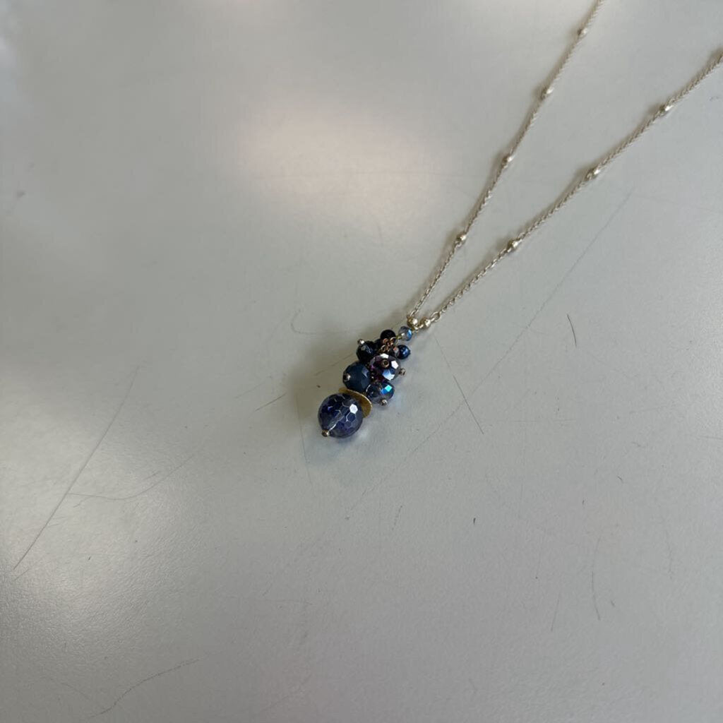 Anne Vaughan Small Stone Cluster Necklace