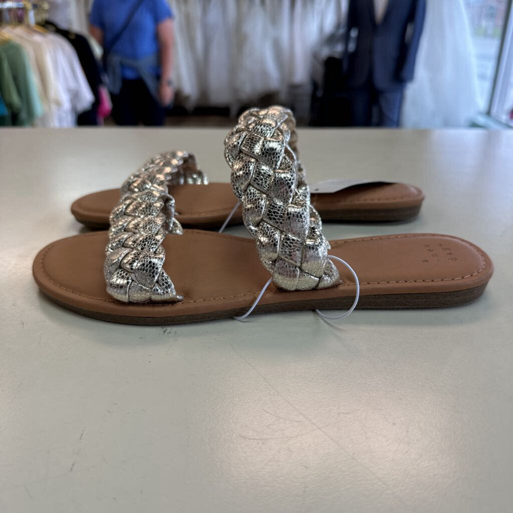 Brown/ Gold Braided Strap Sandals 7.5 Wide