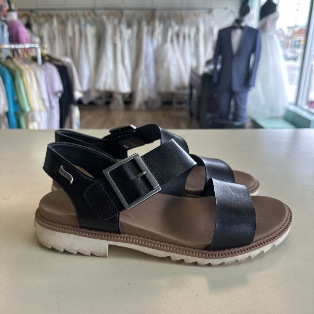 Skechers Black Leather Arch Fit Lucy Sandals 8