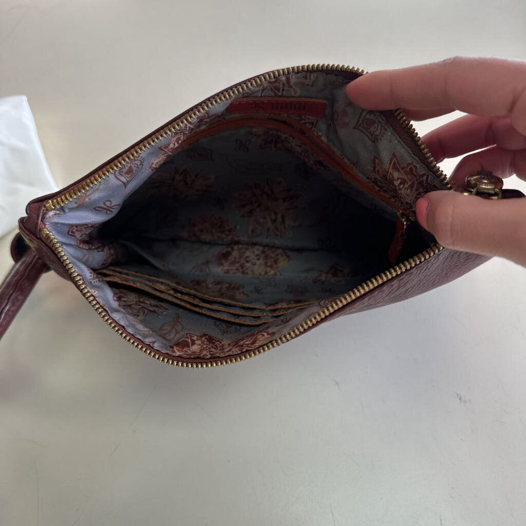 Hobo Burgundy Leather Sable Wristlet Purse
