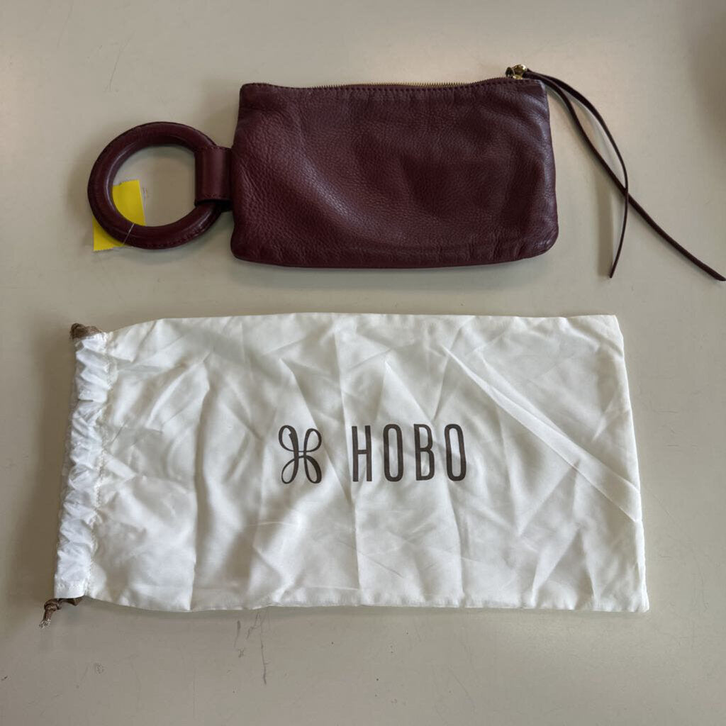 Hobo Burgundy Leather Sable Wristlet Purse