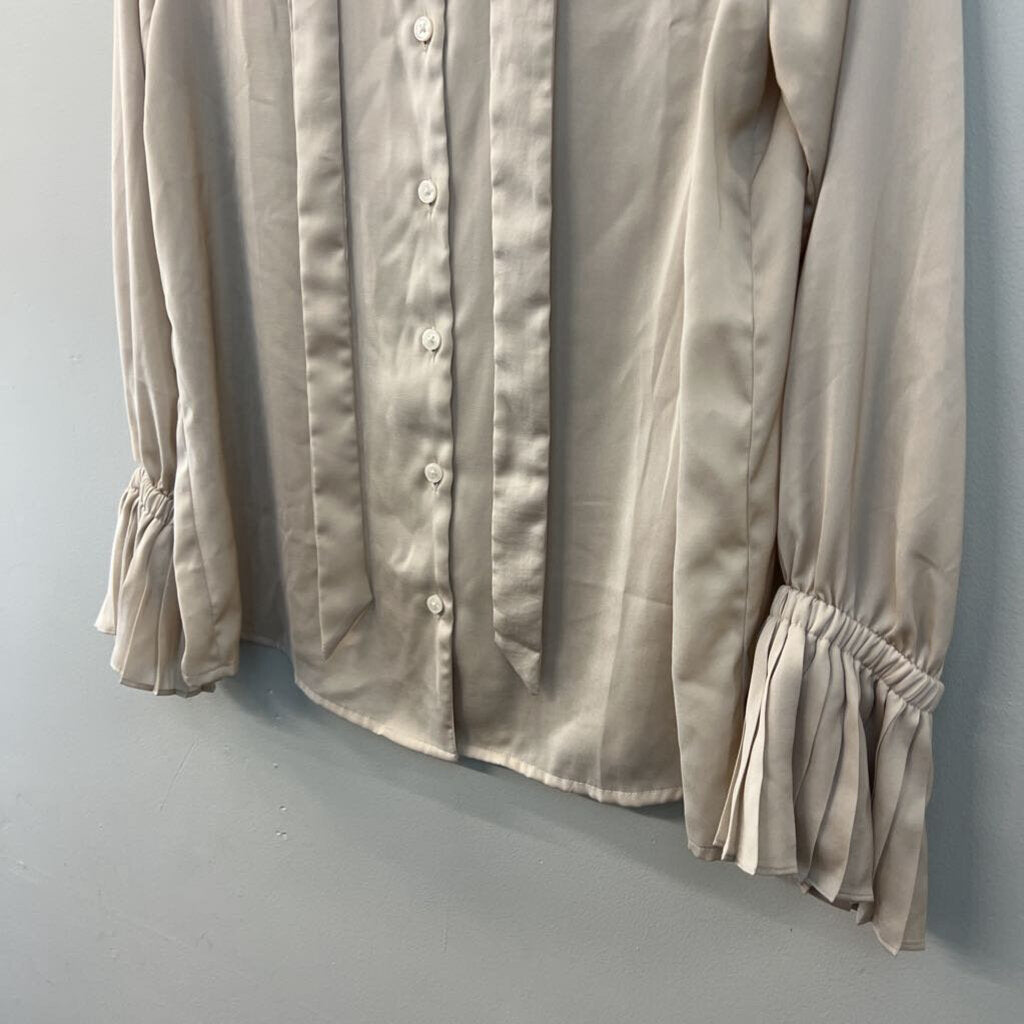 Banana Republic Beige Silky Long Sleeve Tie Neck Button Down Top Medium