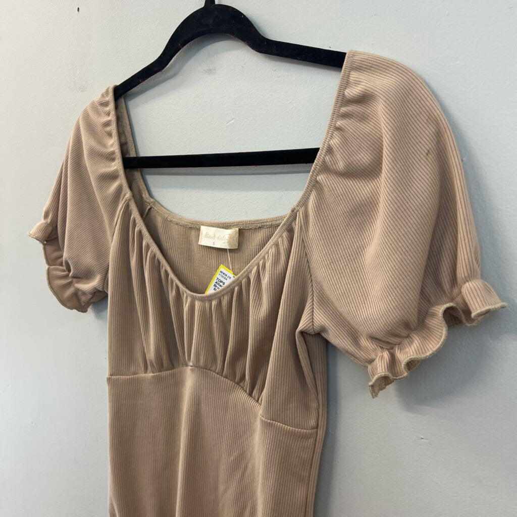 Altar'd State Light Brown Short Puff Sleeve Bodysuit Small