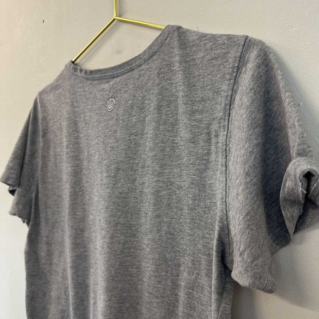 Life Is Good Grey Flower Short Sleeve Graphic Tee Medium