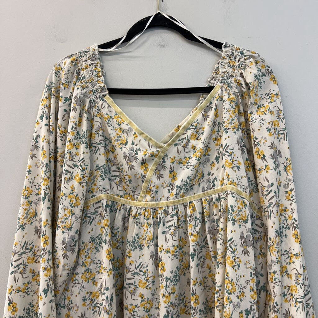Cream/Yellow Floral Longsleeve Top Large