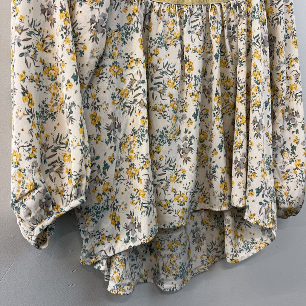 Cream/Yellow Floral Longsleeve Top Large