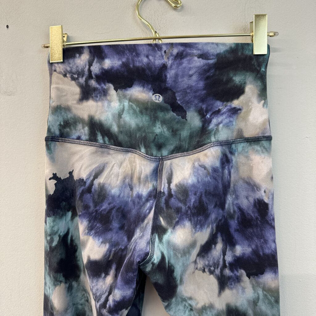 Lululemon Blue/ Multi Print Cropped Leggings 4