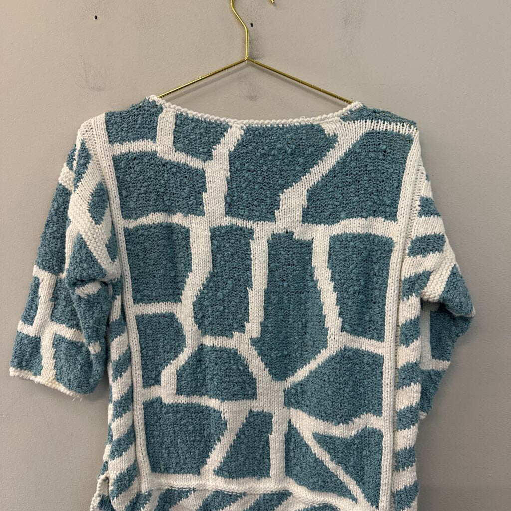 Vintage Needle Works Blue/ White Print Short Sleeve Sweater Top Medium