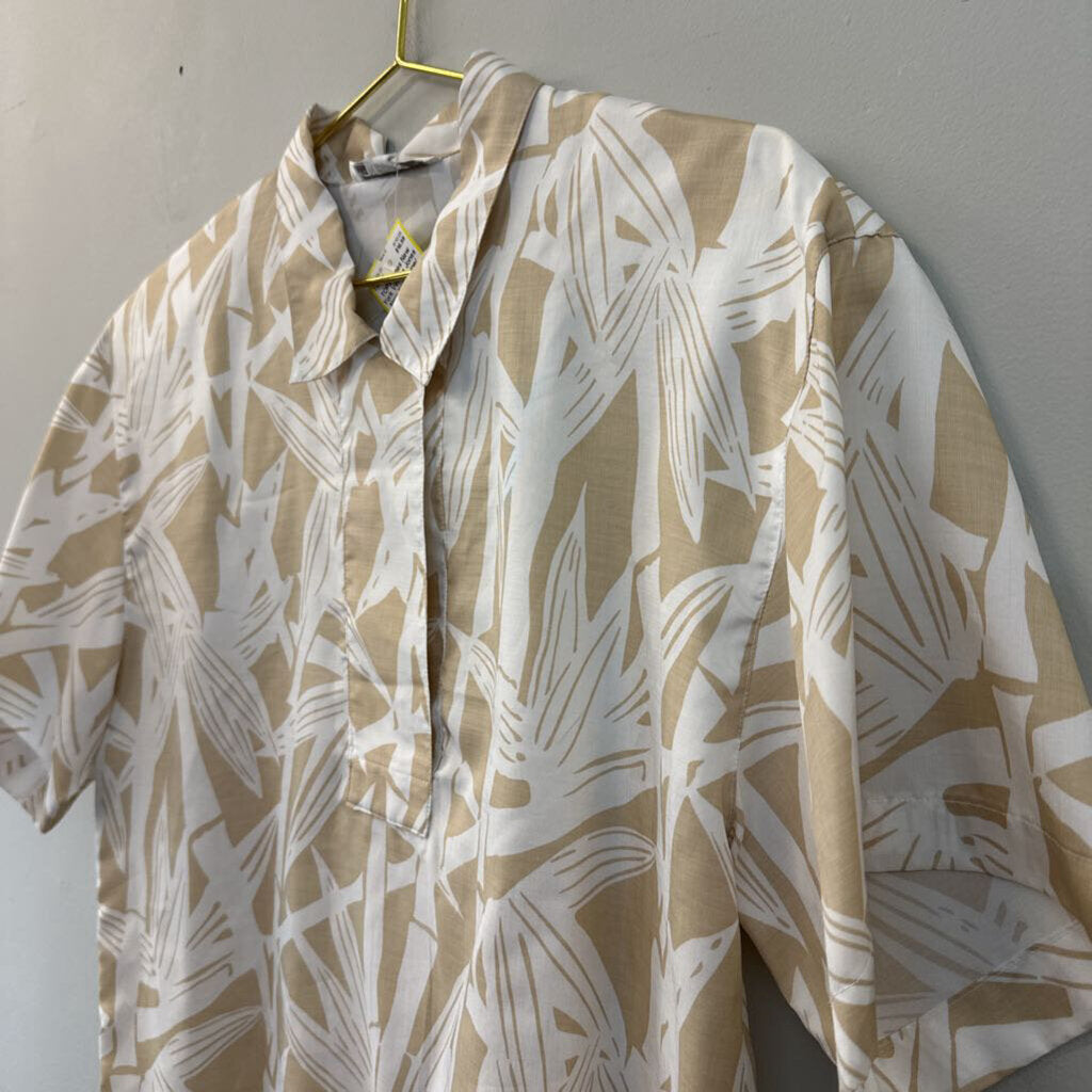 Vintage Jones New York Beige/ White Print Short Sleeve Button Down Top 10