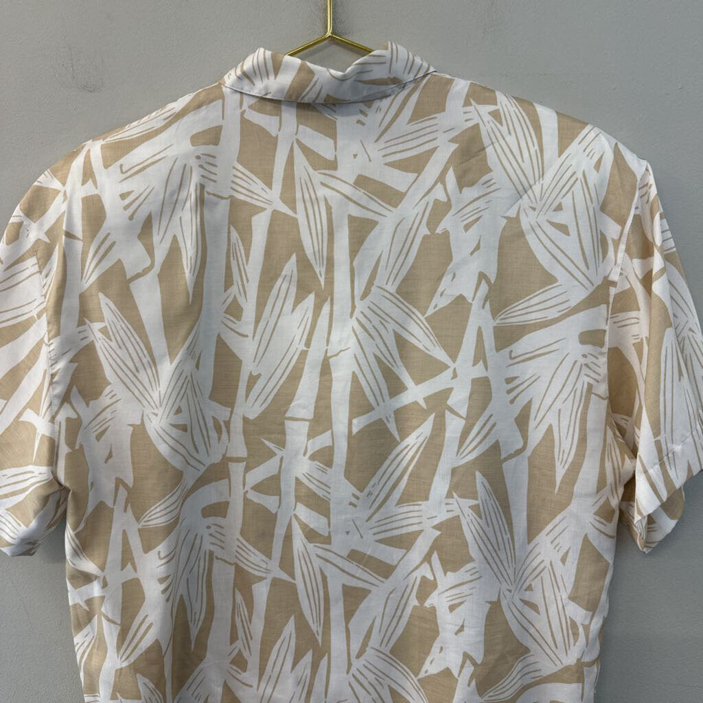 Vintage Jones New York Beige/ White Print Short Sleeve Button Down Top 10