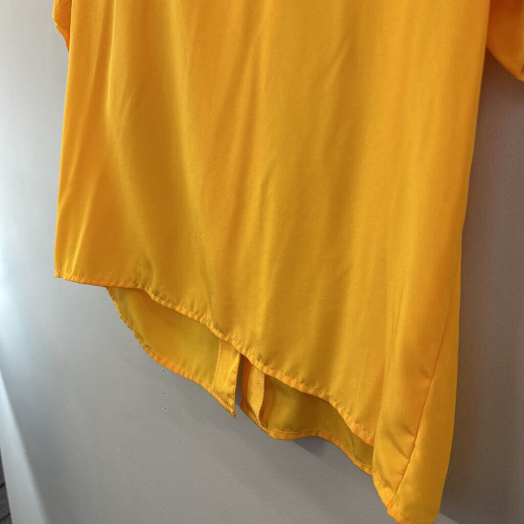 Vintage Alyssa Carr Yellow Short Sleeve Button Down Top Medium