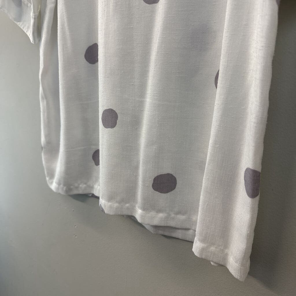 Vintage Custom Collection White/ Grey Polka Dot Short Sleeve Button Down Top Medium
