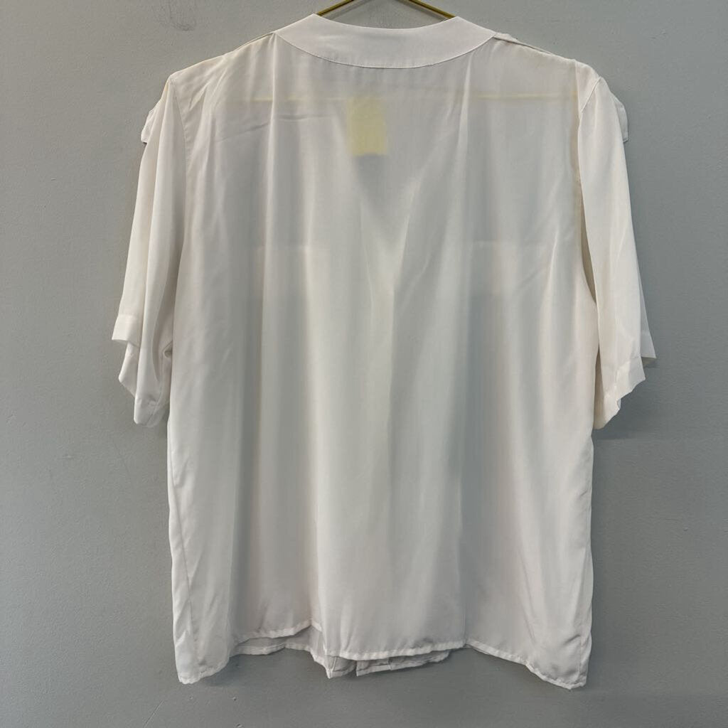 Vintage Pierre Cardin White Short Sleeve Button Front Top 10