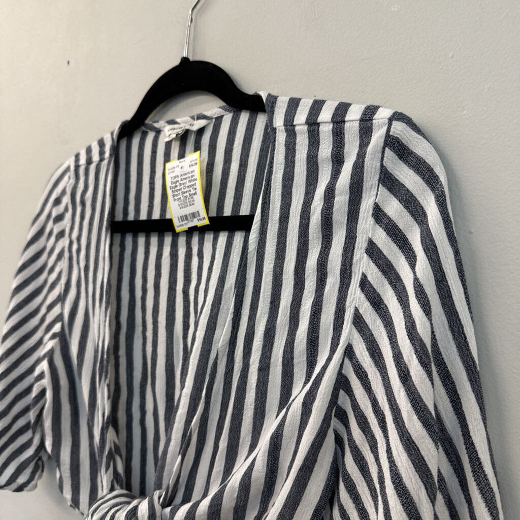 American Eagle Grey/ White Striped Cropped Short Sleeve Tie Front Top Small