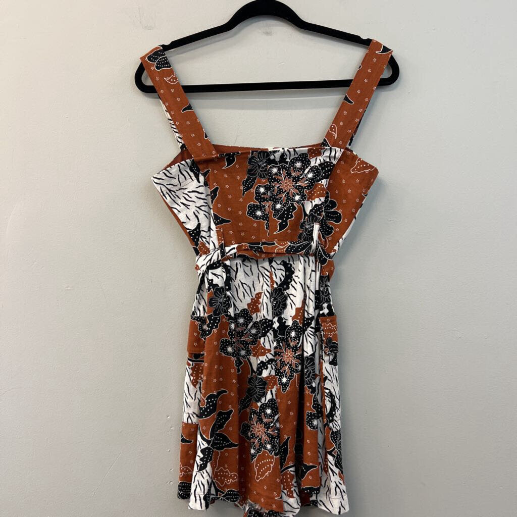 House of Harlow 1960 Brown/ Black Print Button Front Romper 4