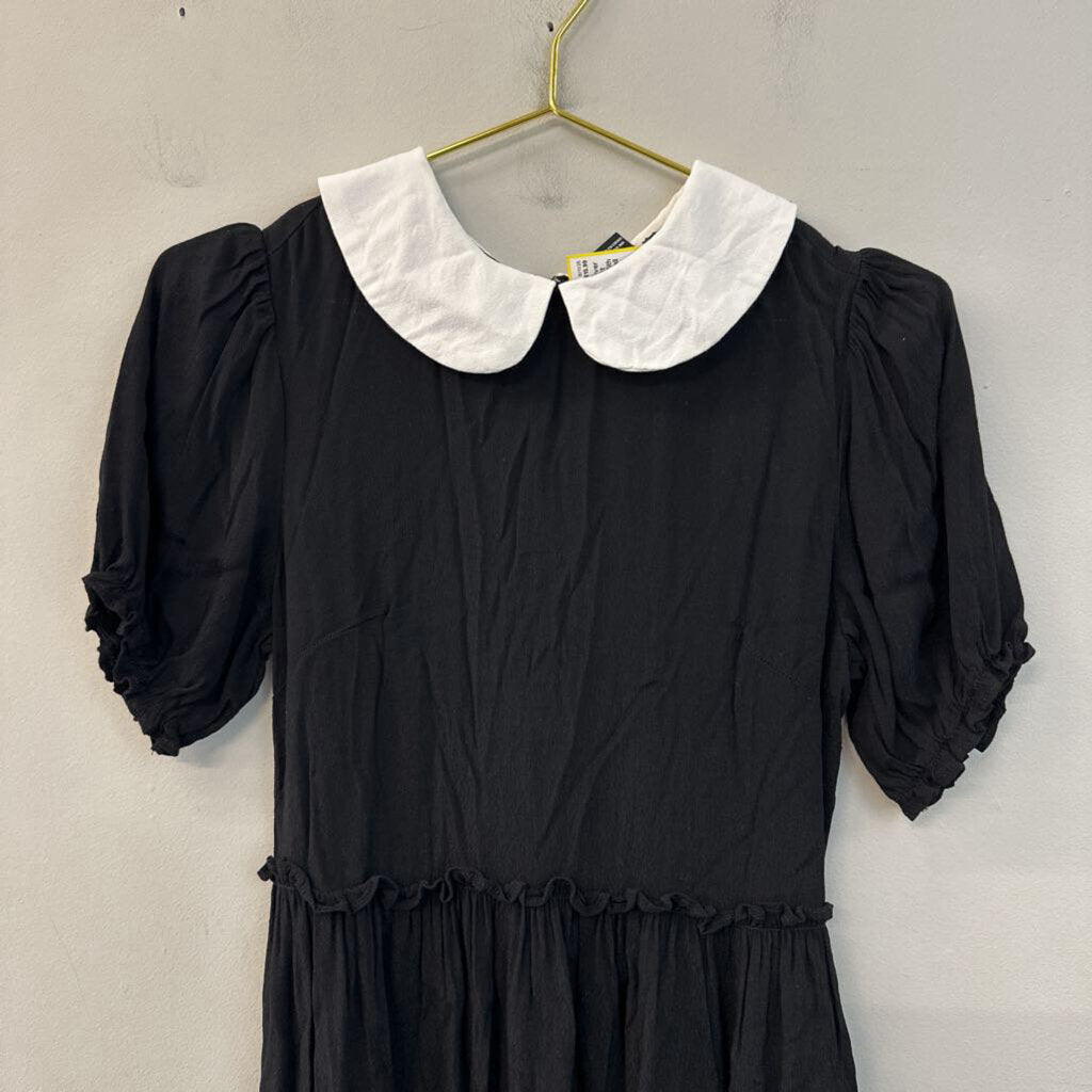 Black Short Sleeve Dress With White Collar Small