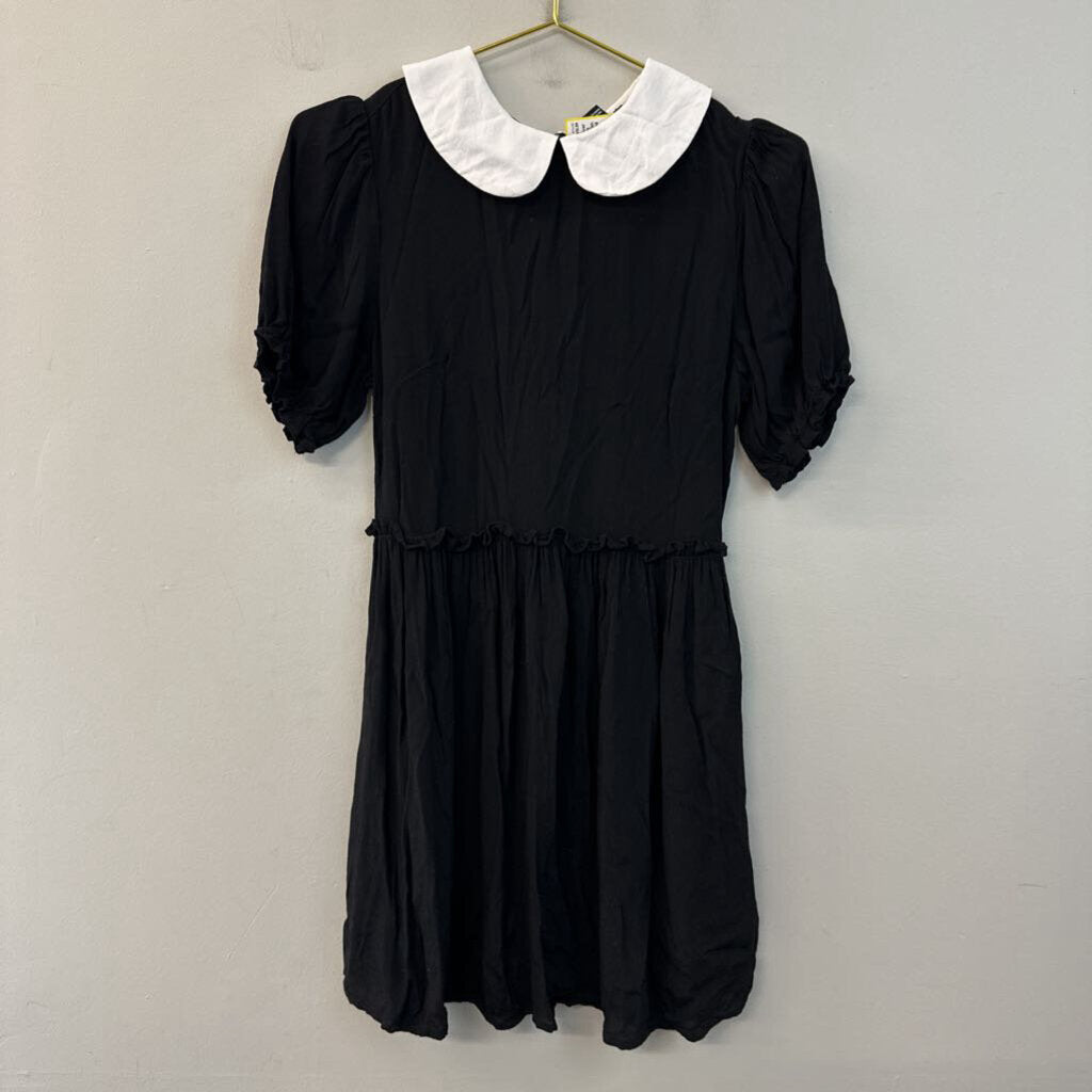 Black Short Sleeve Dress With White Collar Small