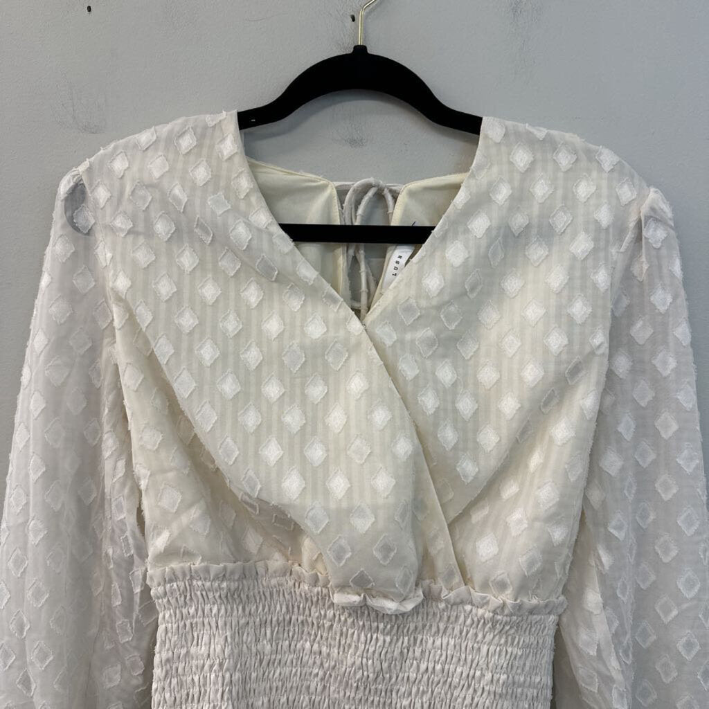 Lush Cream Diamond Print Cropped Long Sleeve Top Medium