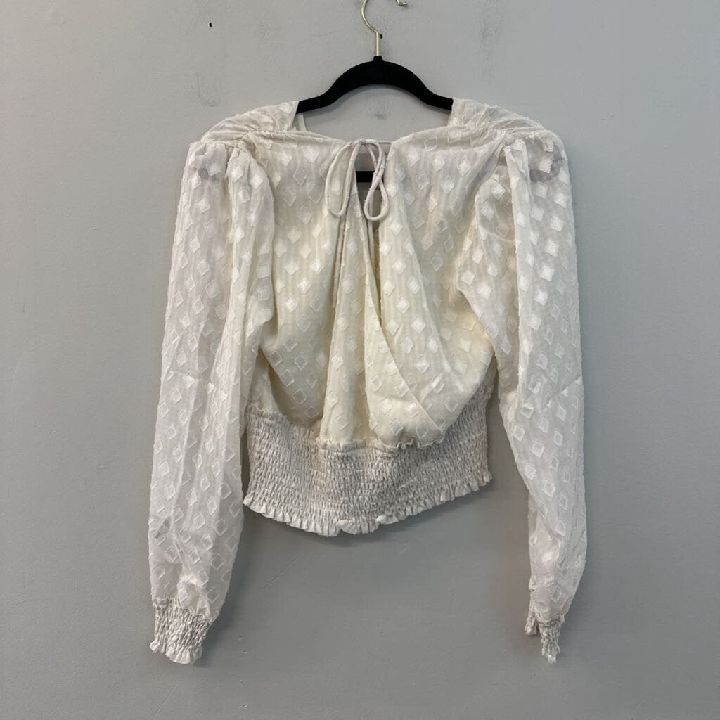 Lush Cream Diamond Print Cropped Long Sleeve Top Medium