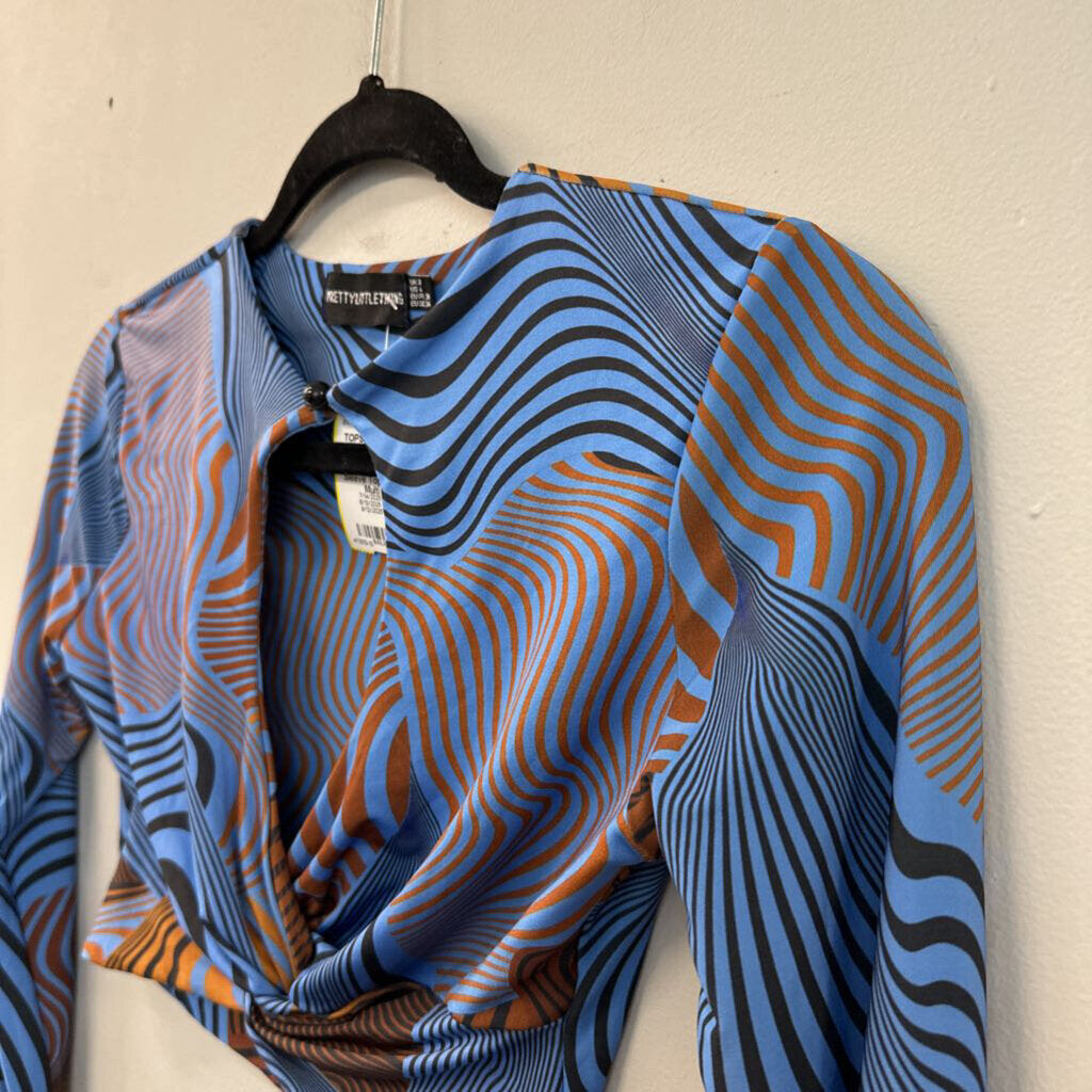 Pretty Little Thing Blue/ Multi Print Cropped Long Sleeve Top 4
