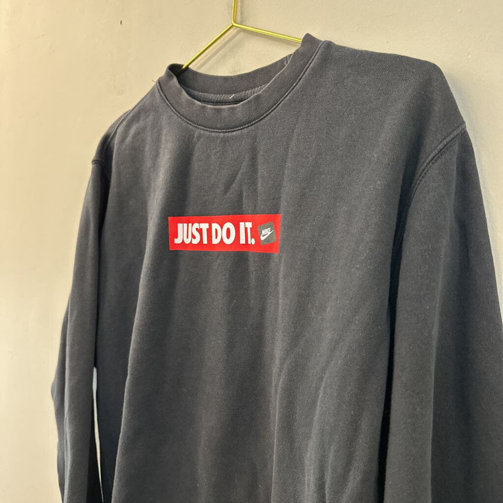Nike Black/ Red Just Do It Long Sleeve Pullover Large