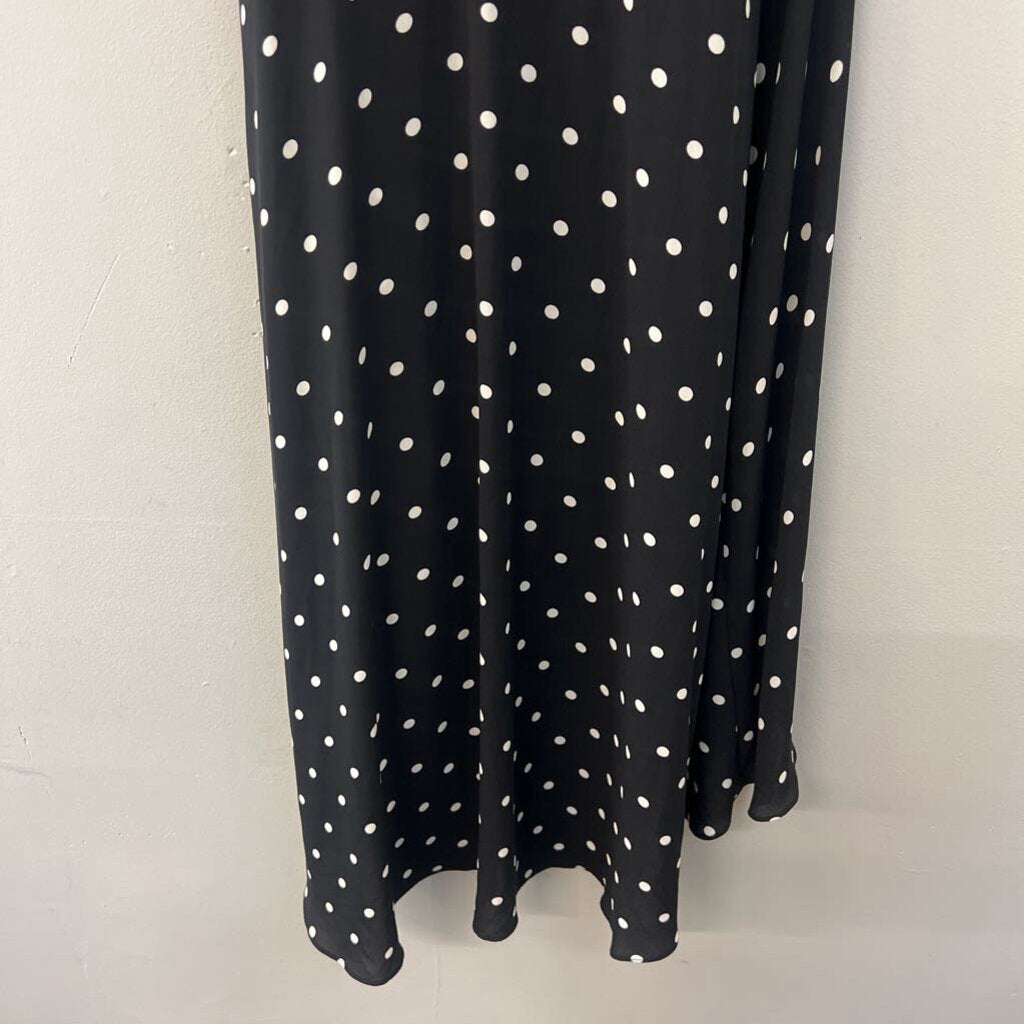 White House Black Market Black/ White Polka Dot Print Short Sleeve Wrap Dress Small