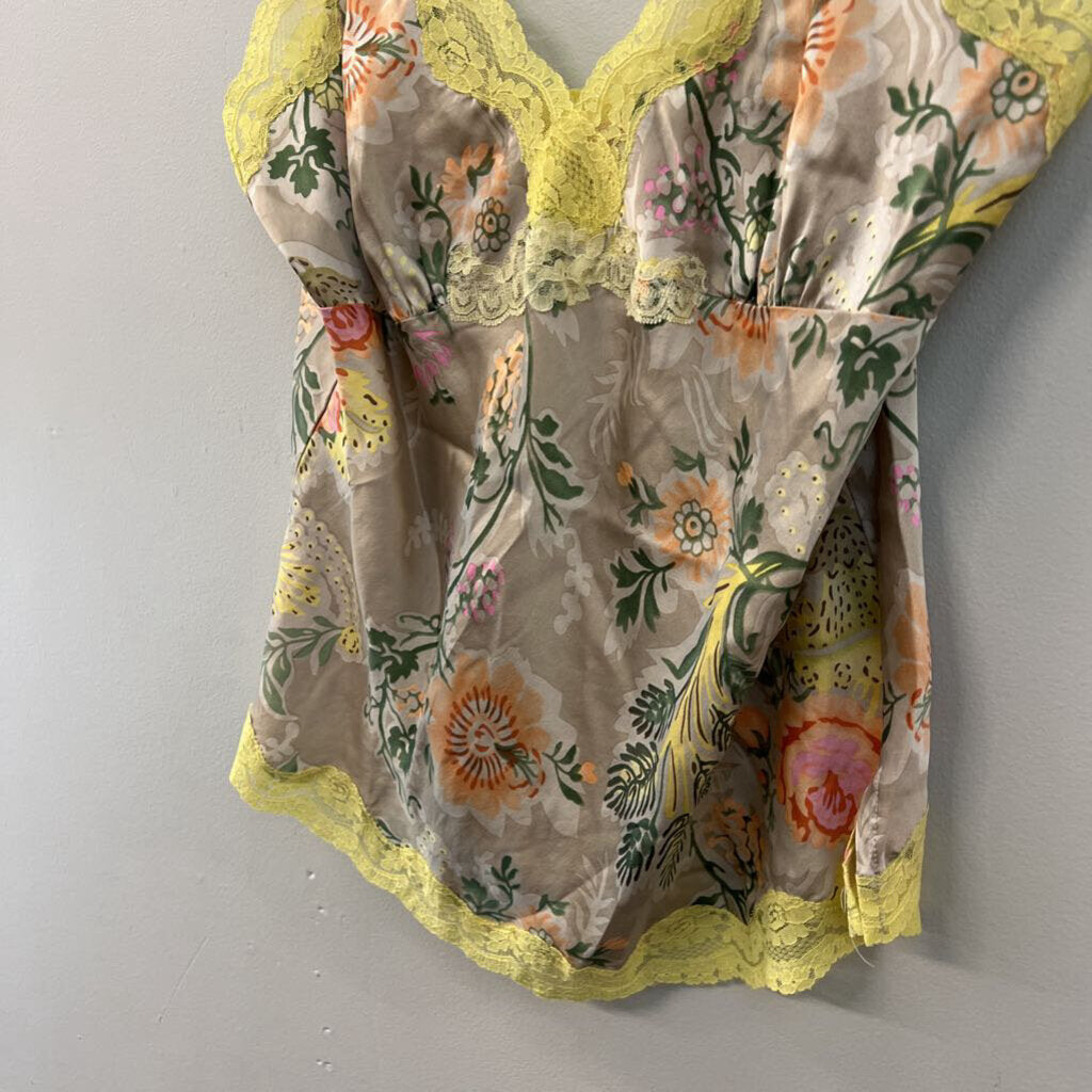 Gold Hawk Beige/ Yellow Lace Edge Flower Print Tank Top Large