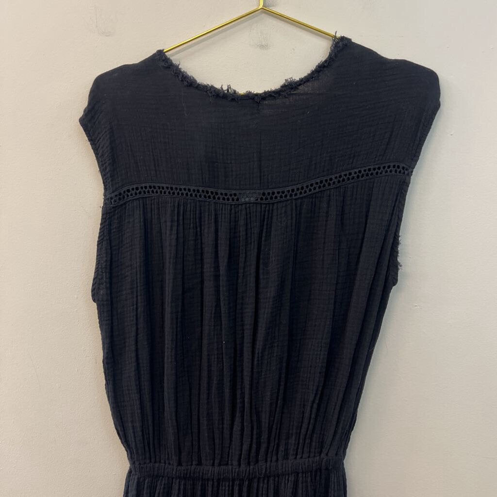 Red Haute Black Textured Botton Front Dress Medium