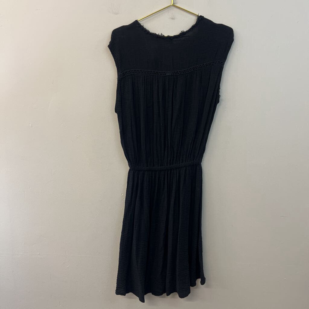 Red Haute Black Textured Botton Front Dress Medium