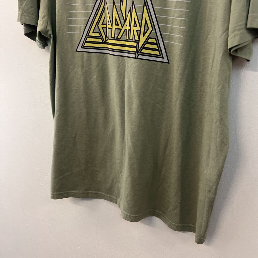 Def Leppard Green Short Sleeve Graphic Tee Extra Large