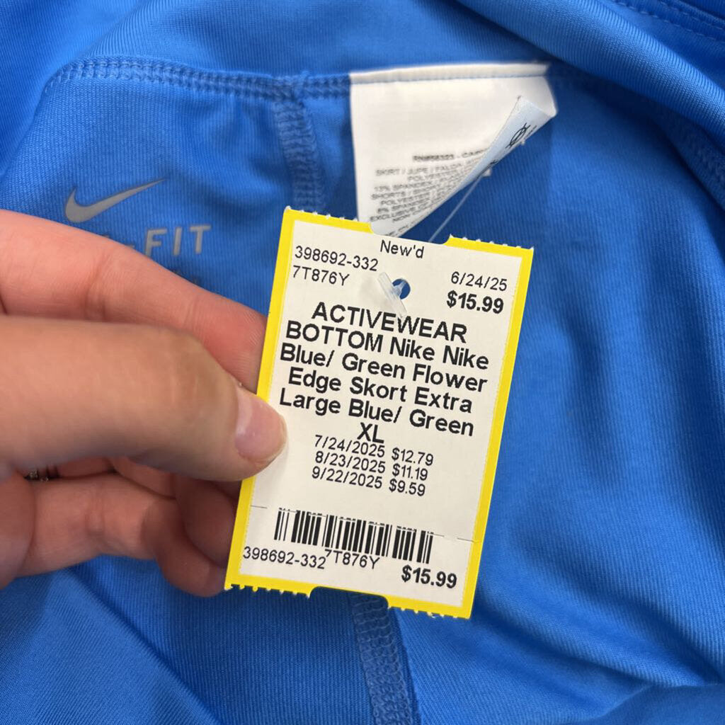 Nike Blue/ Green Flower Edge Skort Extra Large