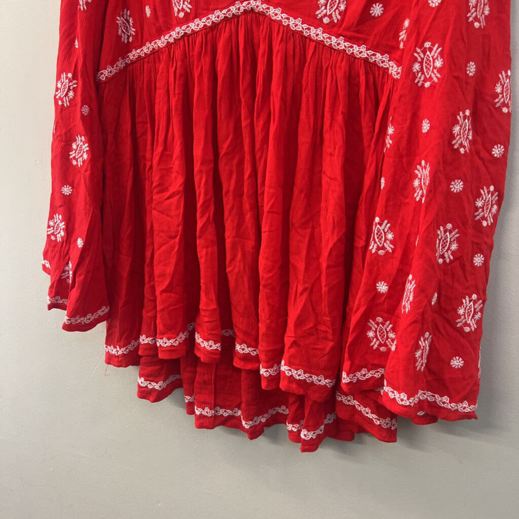 Vici Red/ White Embroidered Long Sleeve Top Large