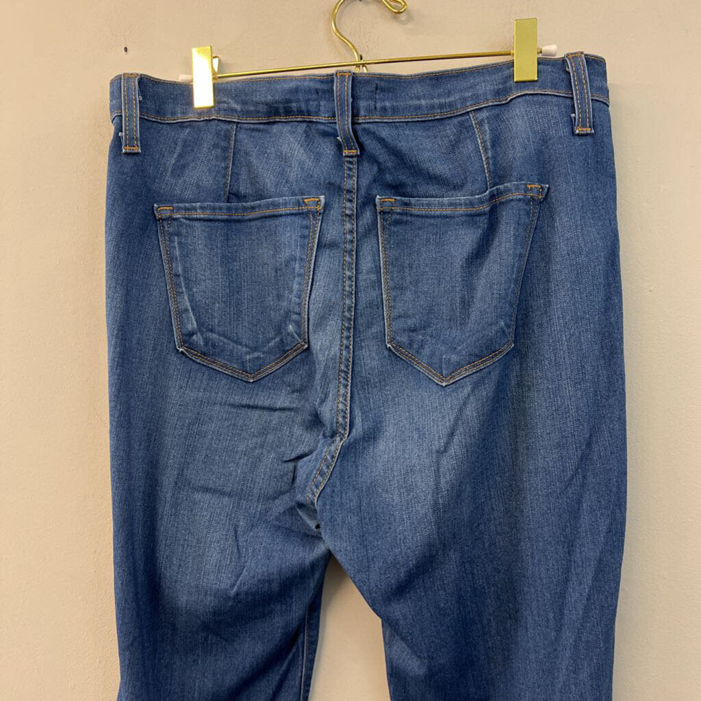 Judy Blue Dark Wash High Waisted Flare Leg Jeans 32