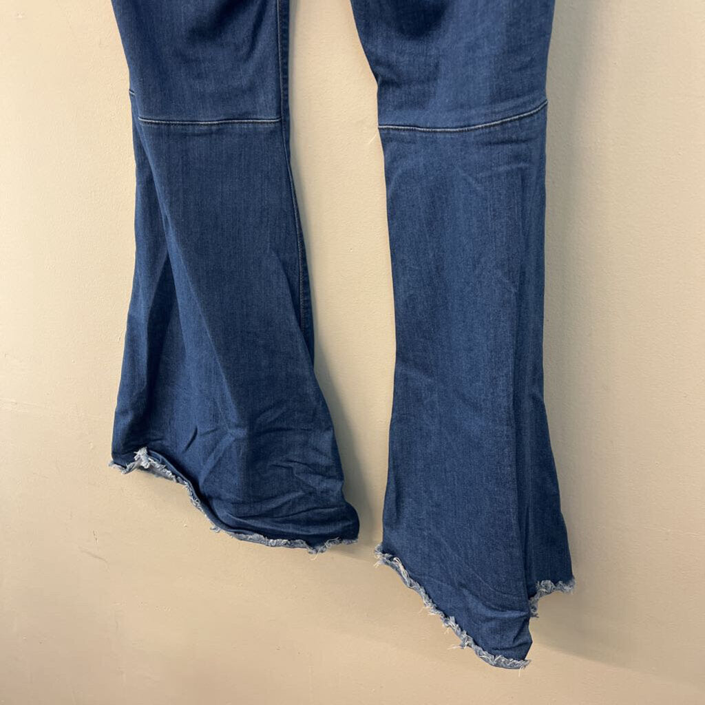 Judy Blue Dark Wash High Waisted Flare Leg Jeans 32