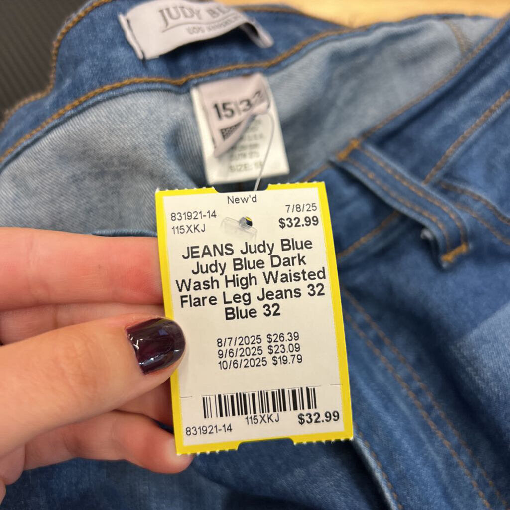 Judy Blue Dark Wash High Waisted Flare Leg Jeans 32