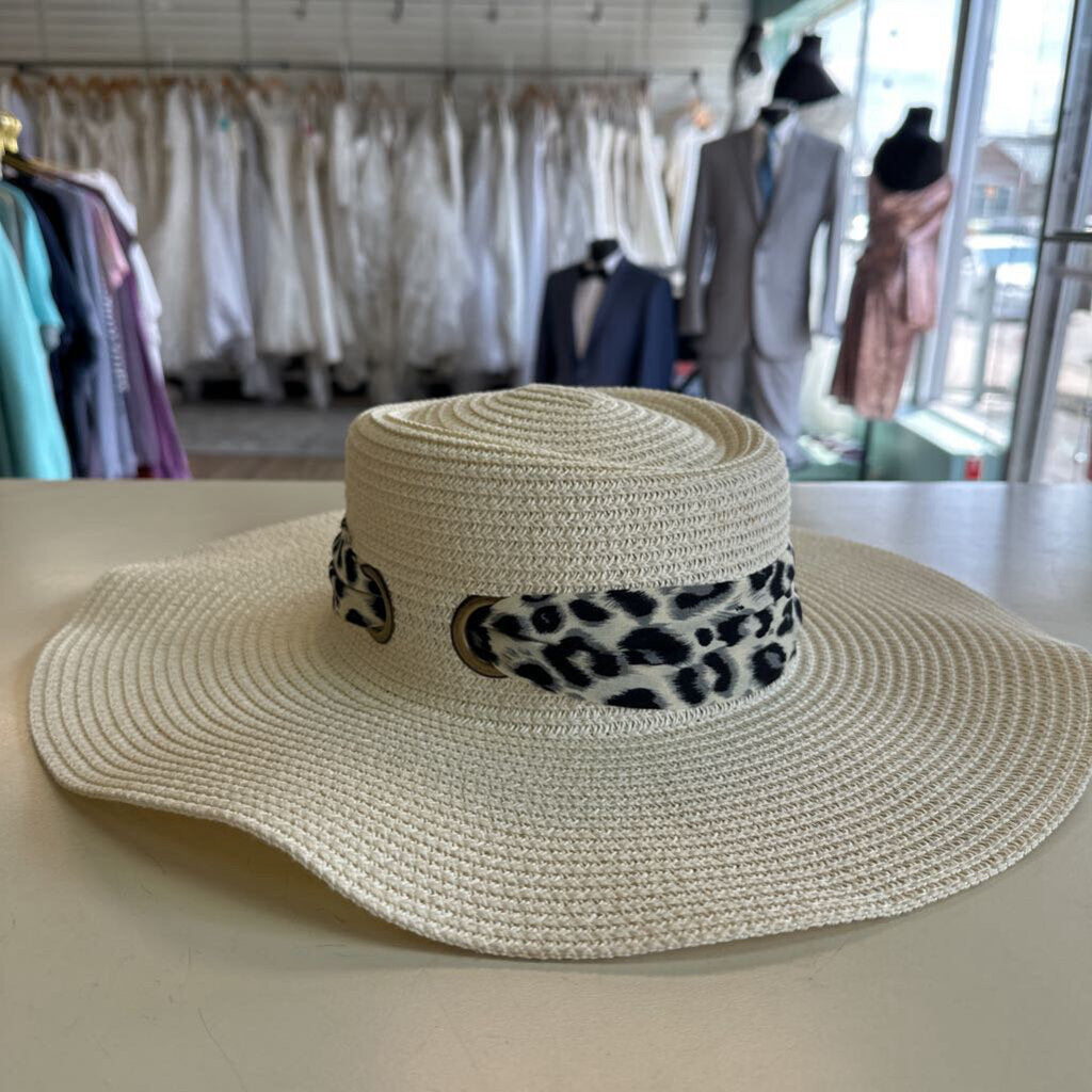 Marcus Adler Cream/ Leopard Sun Hat