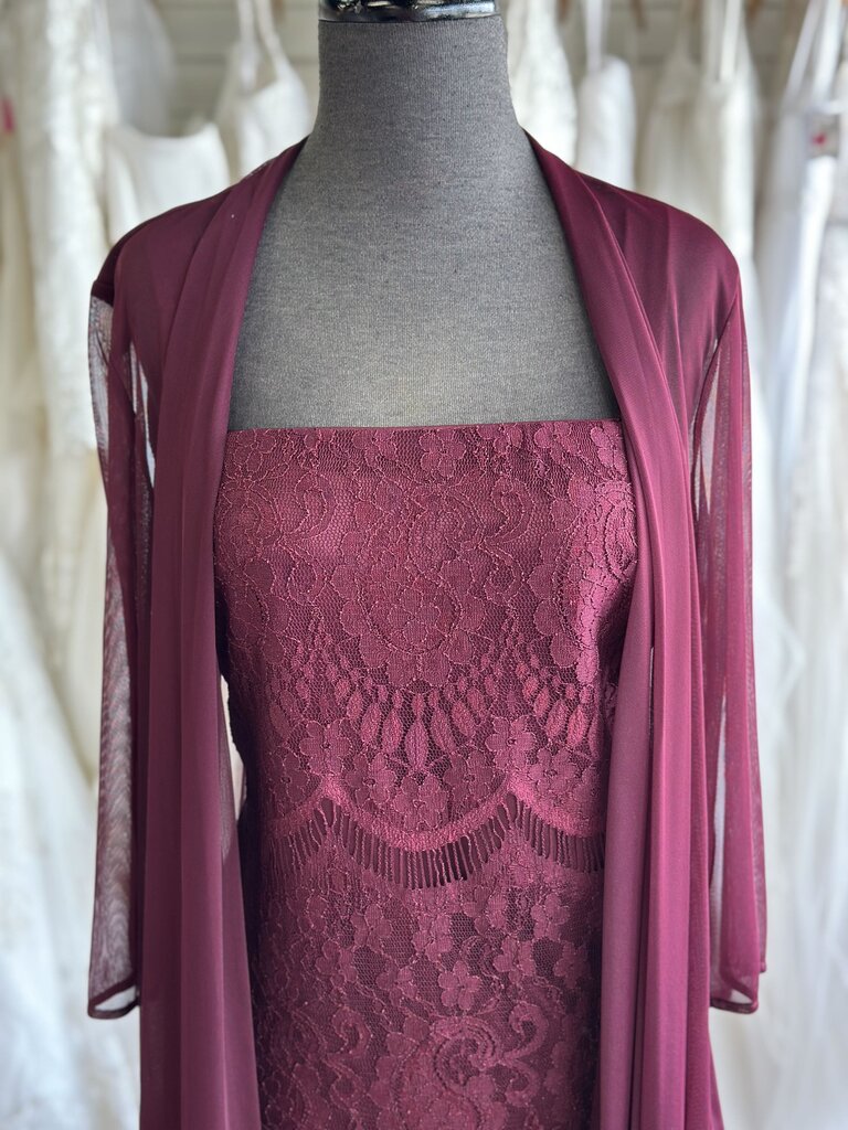 R&M Richards Burgundy Lace Short Formal Dress With Sheer Jacket 12 Petite