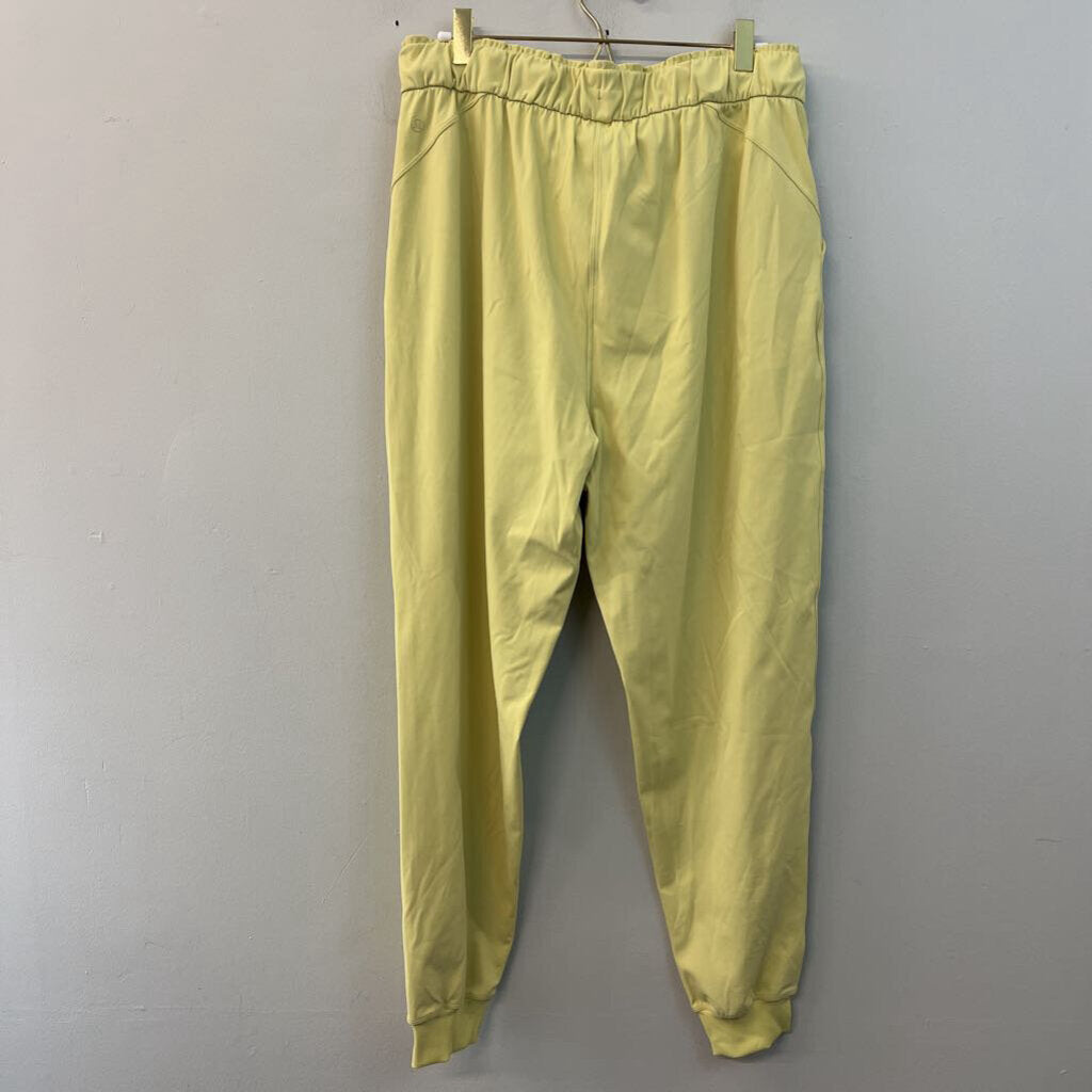 Lululemon Green High Rise Jogger Pants 10