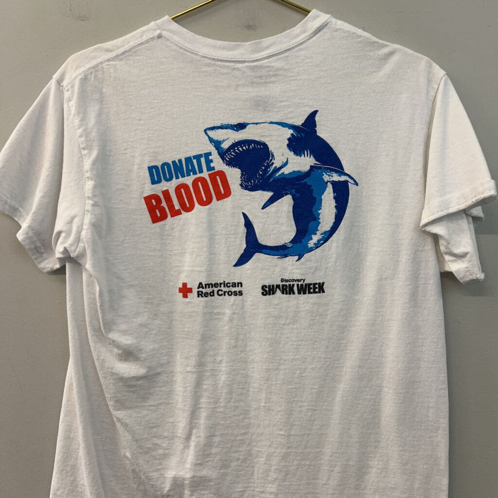 Gildan White/ Multi Cold Blooded Short Sleeve Graphic Tee Medium