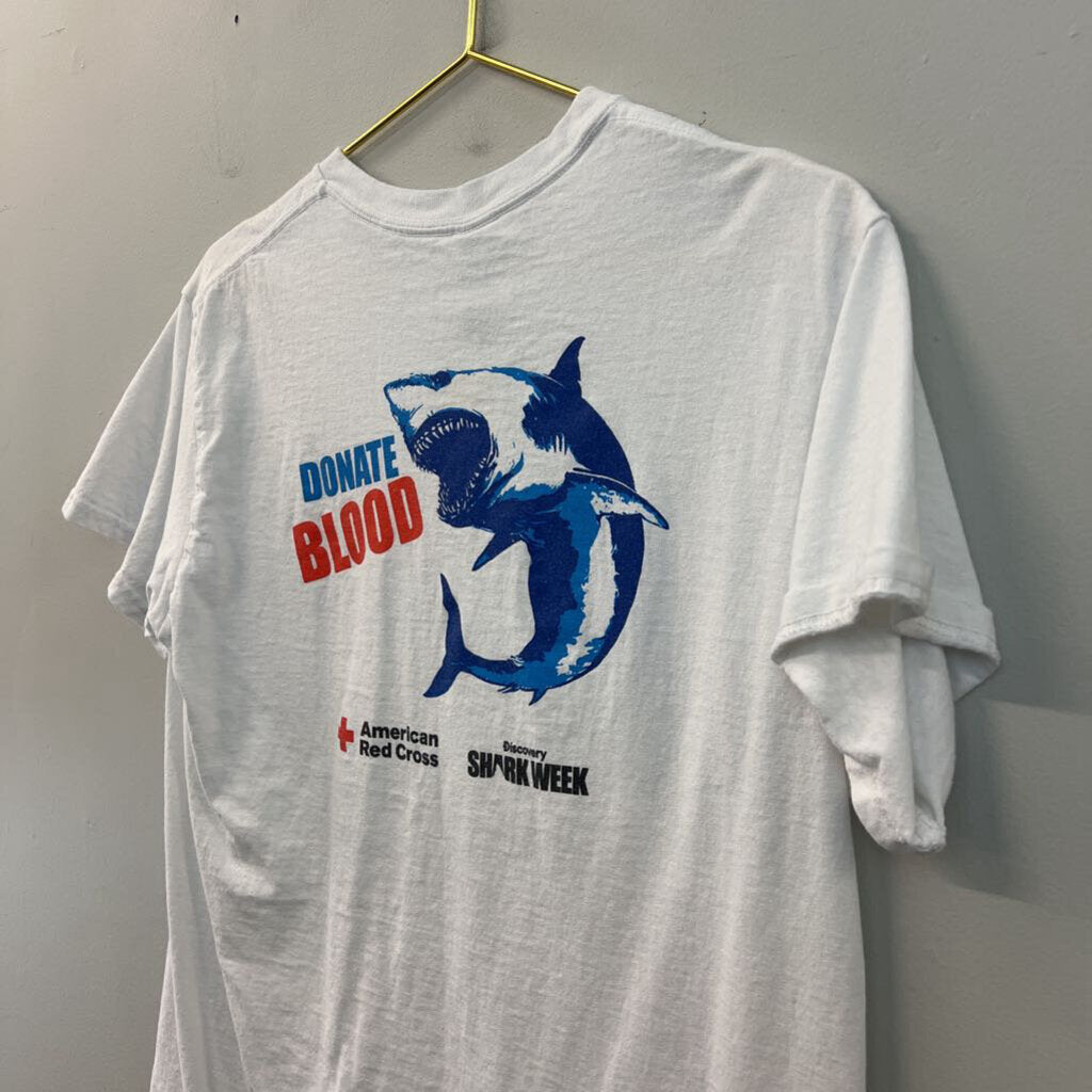 Gildan White/ Multi Cold Blooded Short Sleeve Graphic Tee Medium