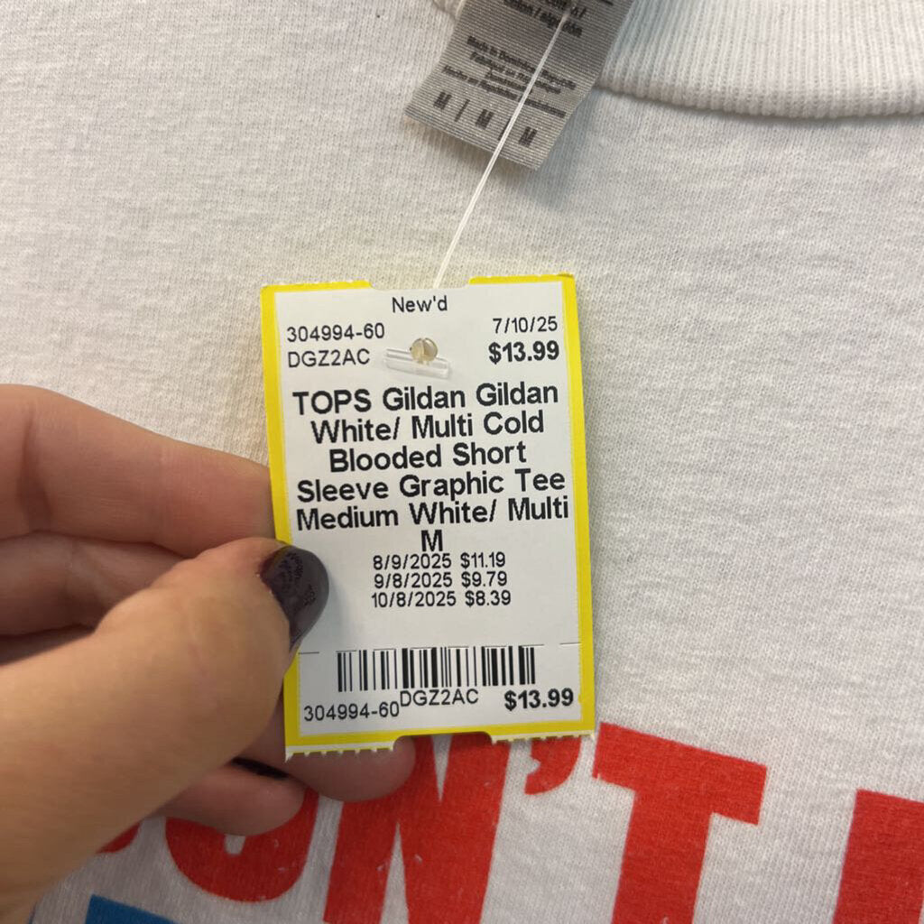 Gildan White/ Multi Cold Blooded Short Sleeve Graphic Tee Medium