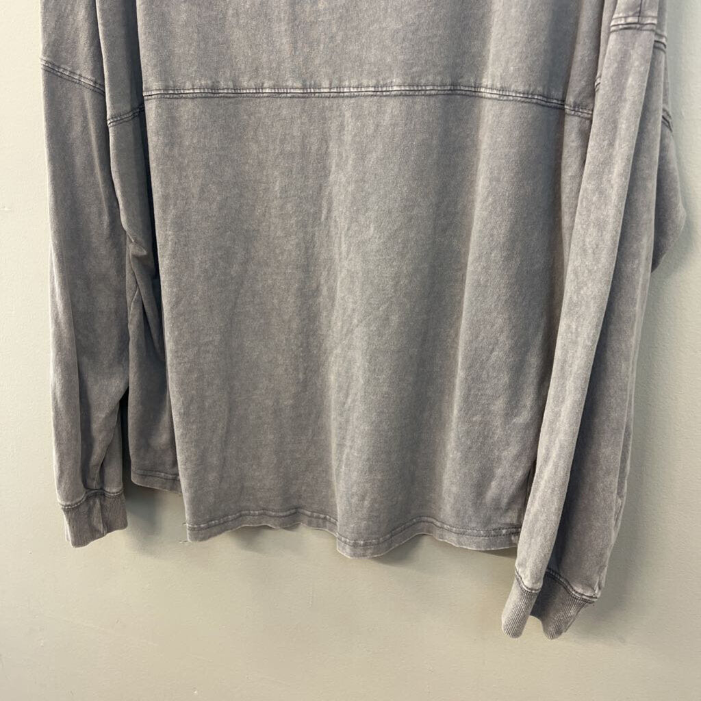 Gameday Couture Grey/ Multi Seattle Football Long Sleeve Graphic Tee Large