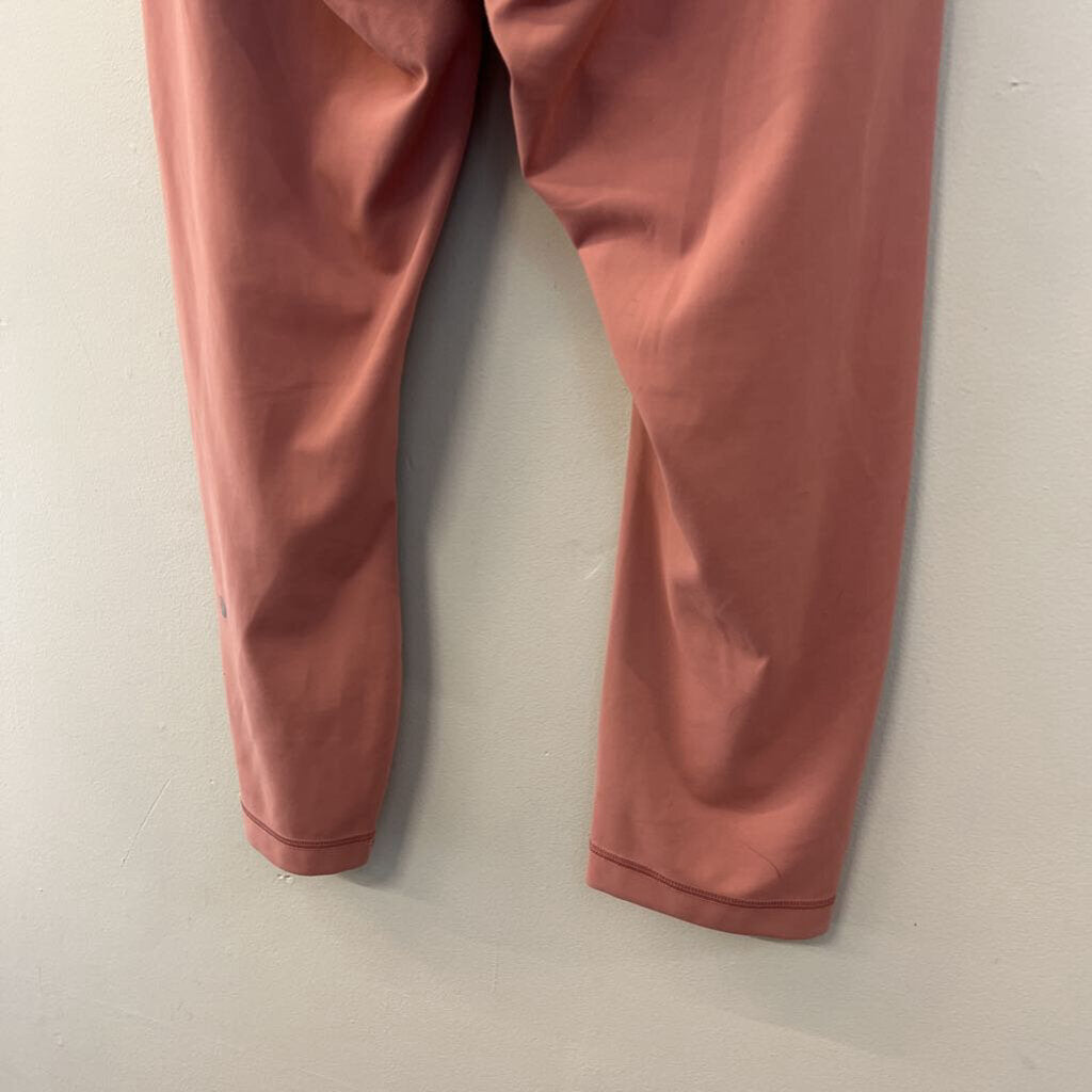 Lululemon Pink Cropped Athletic Leggings 14