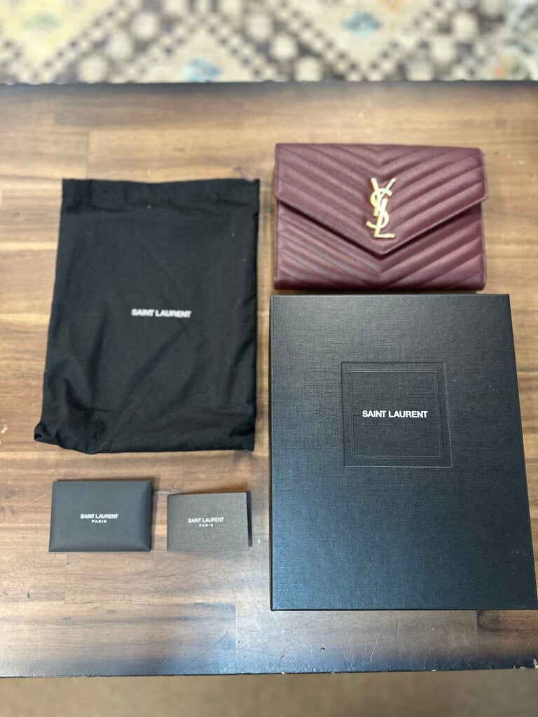 Saint Laurent Cassandre Matelasse Flap Pouch Rouge Legion