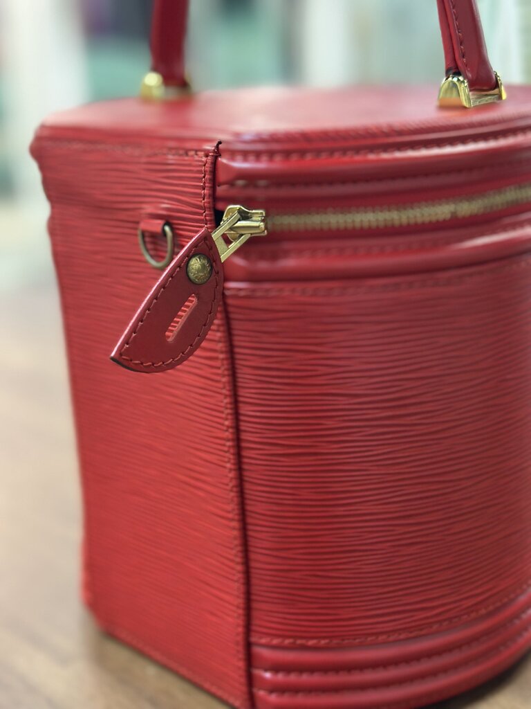 Louis Vuitton Epi Leather Bucket Bag Red