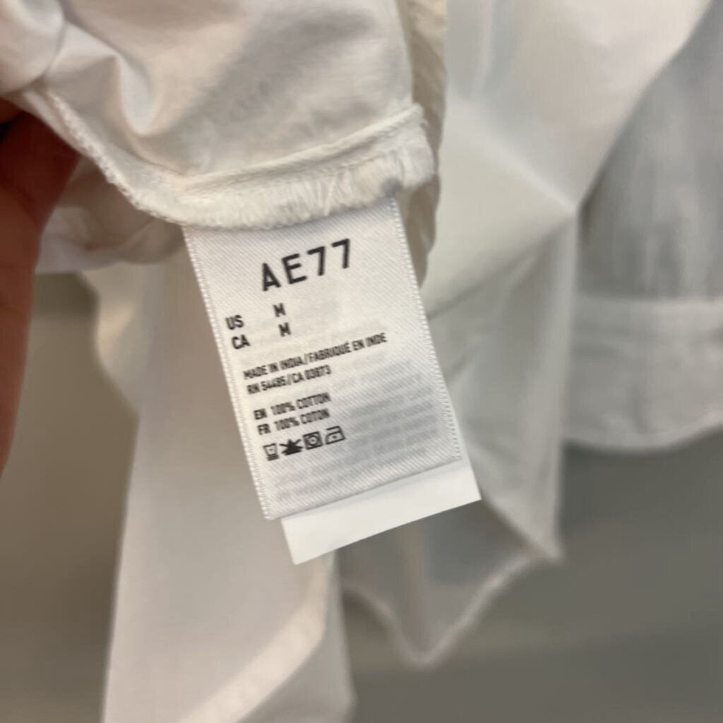 AE77 White Long Sleeve Button Down Top Medium