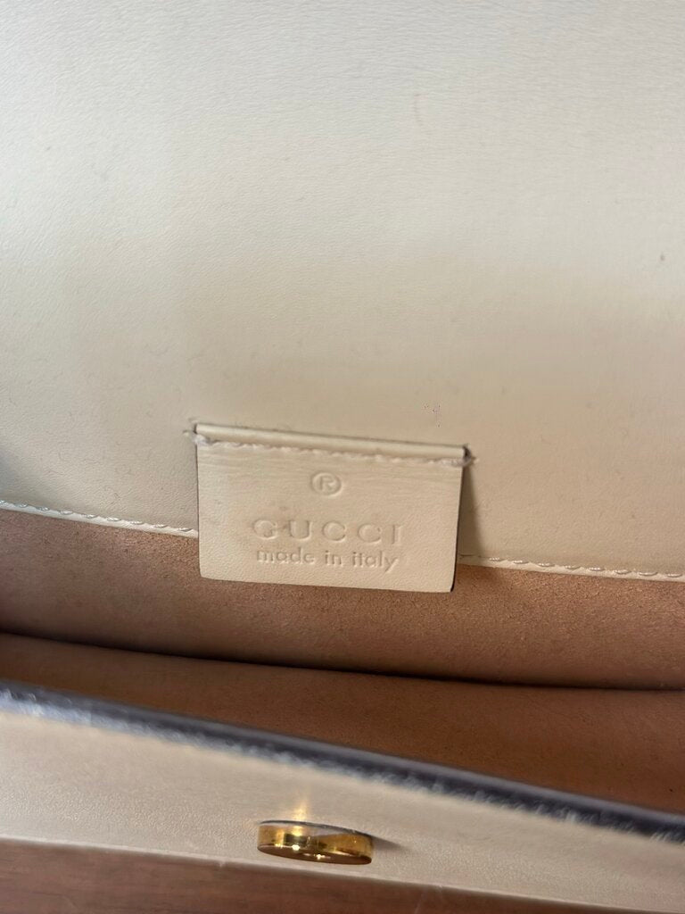 Gucci Chain Link Sylvie Super Mini