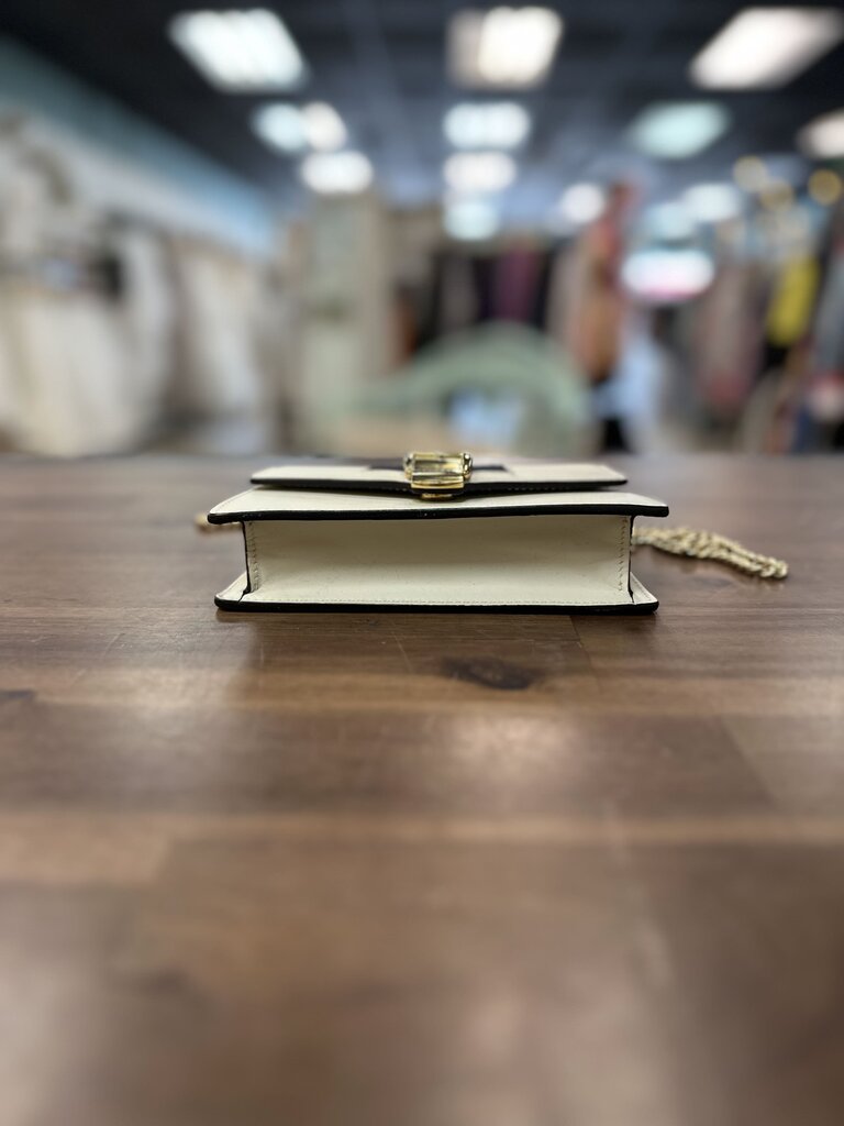 Gucci Chain Link Sylvie Super Mini