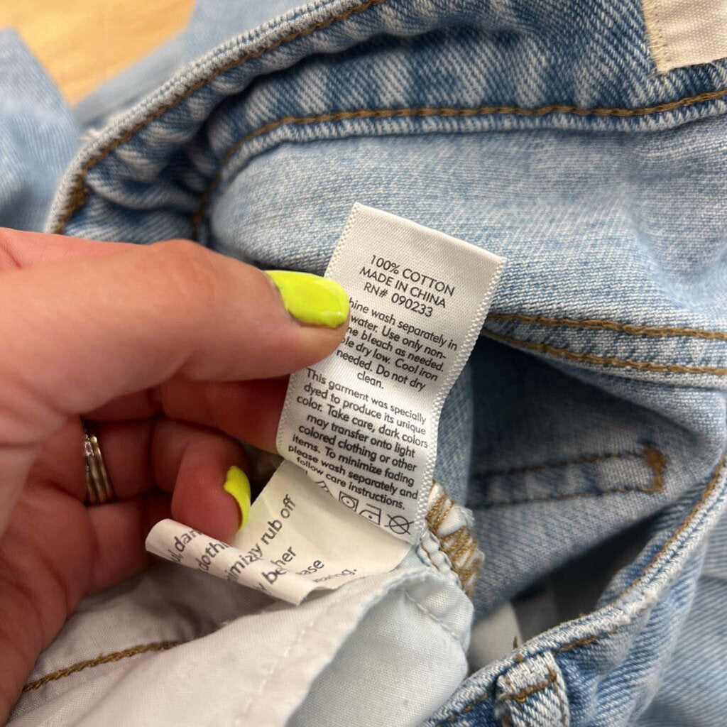 Pacsun Light Wash Mom Jeans 24