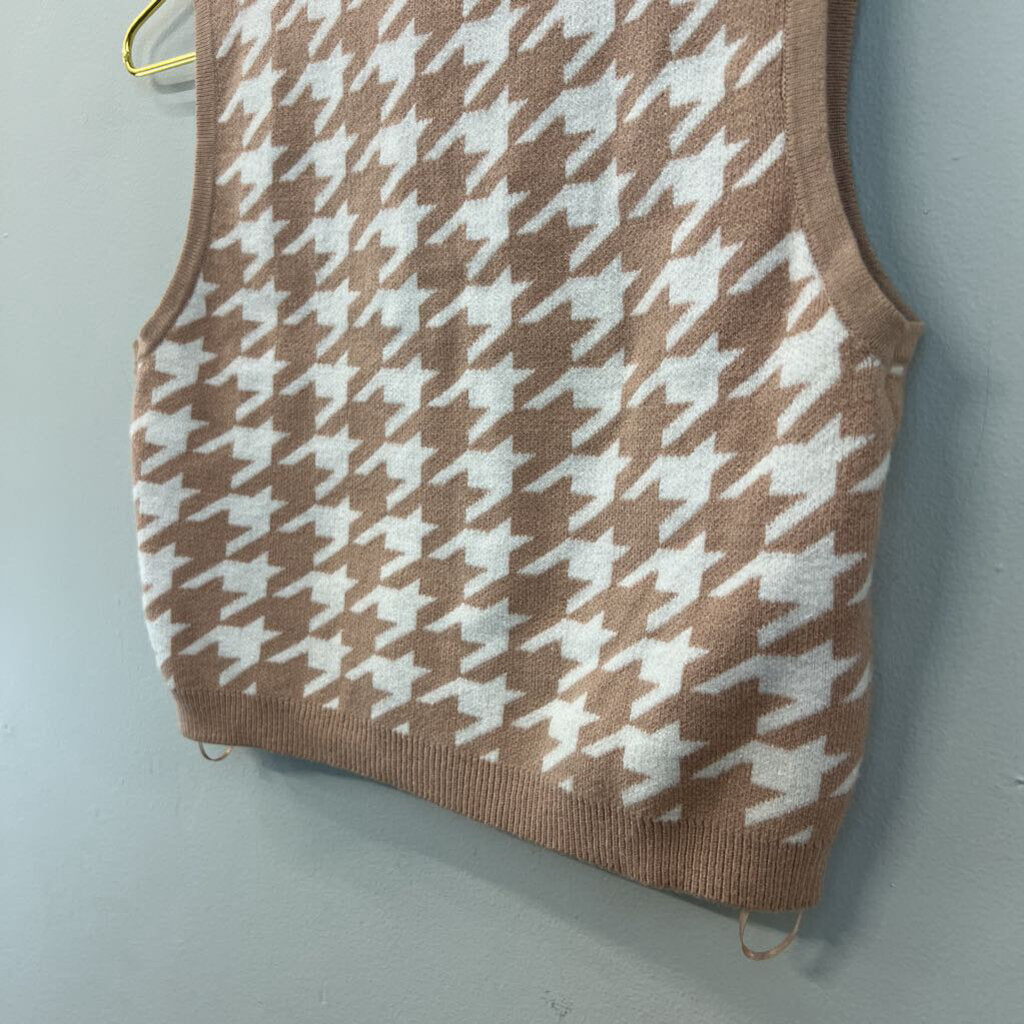 Altar'd State Brown/ White Houndstooth Cropped Tank Top Extra Small